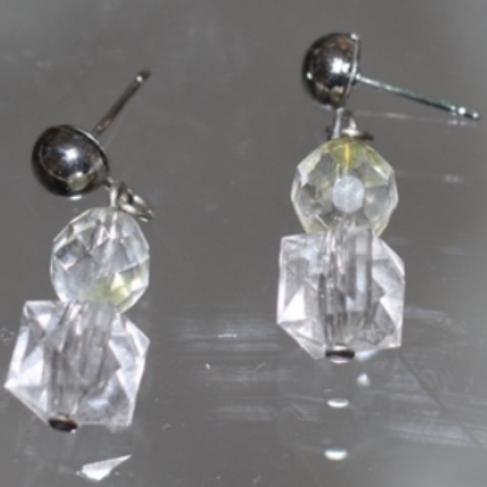 Clear Dangling Earrings